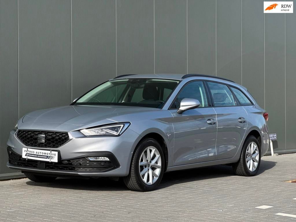 Seat Leon Sportstourer 1.0 eTSI 110PK DSG Automaat, Auto's, Automaat, Stof, Gebruikt, Leon