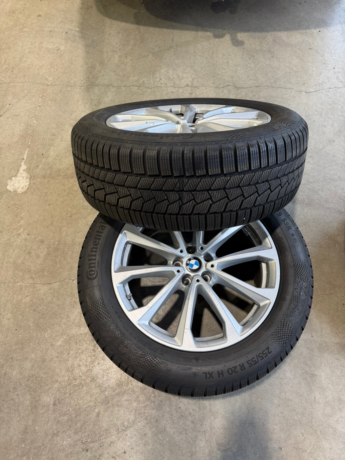 Winterwielen set BMW X7, Ophalen, Gebruikt, 255 mm, Banden en Velgen