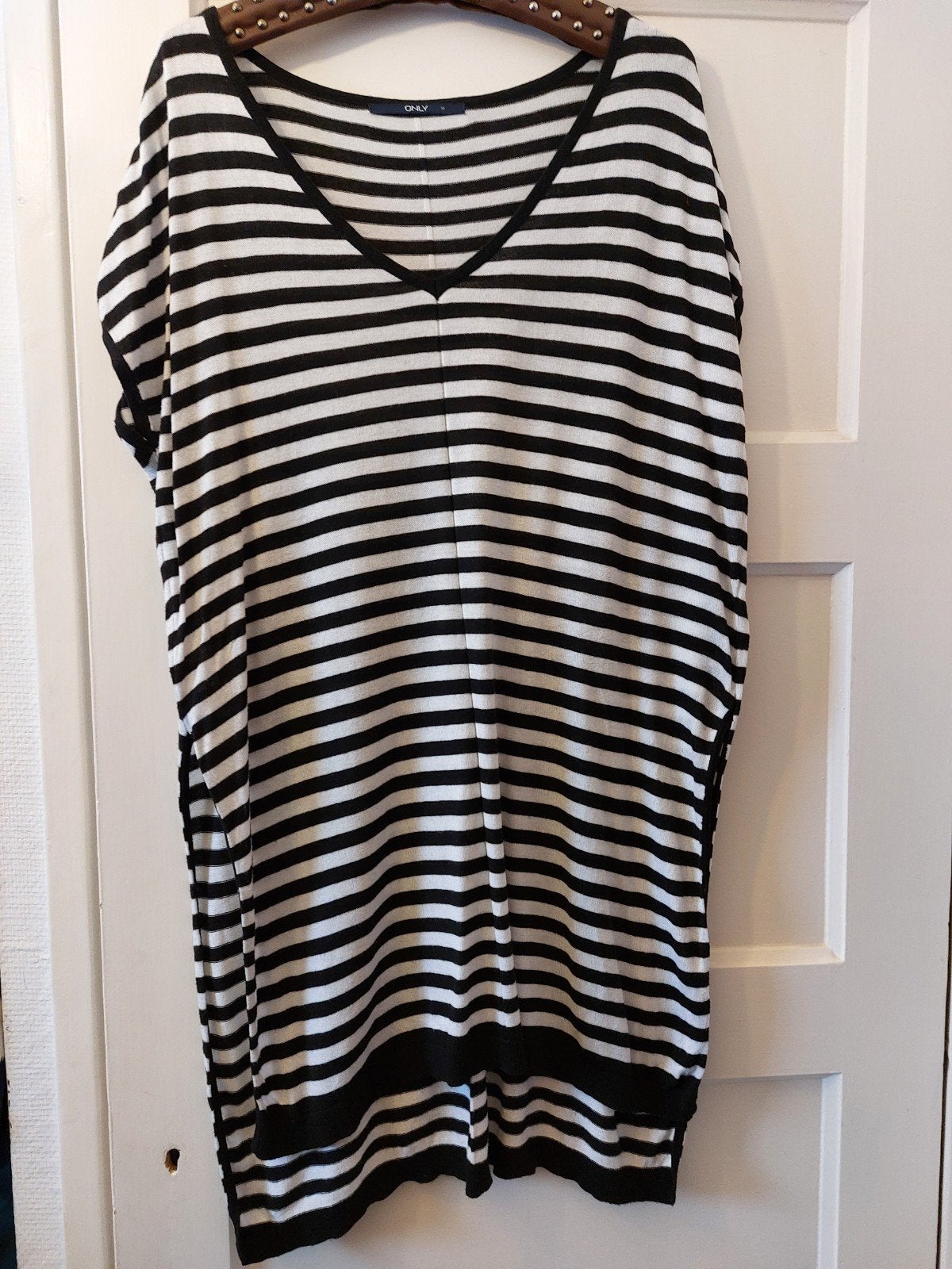 ONLY gestreepte tuniek/jurk, zwart-wit, maat M, Kleding | Dames, Maat 38/40 (M), Zwart, Ophalen of Verzenden, Boven de knie