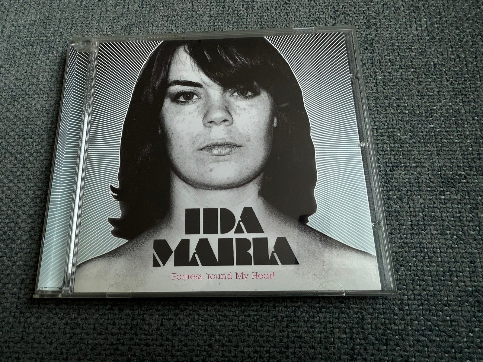 Cd Ida Maria - Fortress round my heart, in prima staat., Ophalen of Verzenden, Zo goed als nieuw