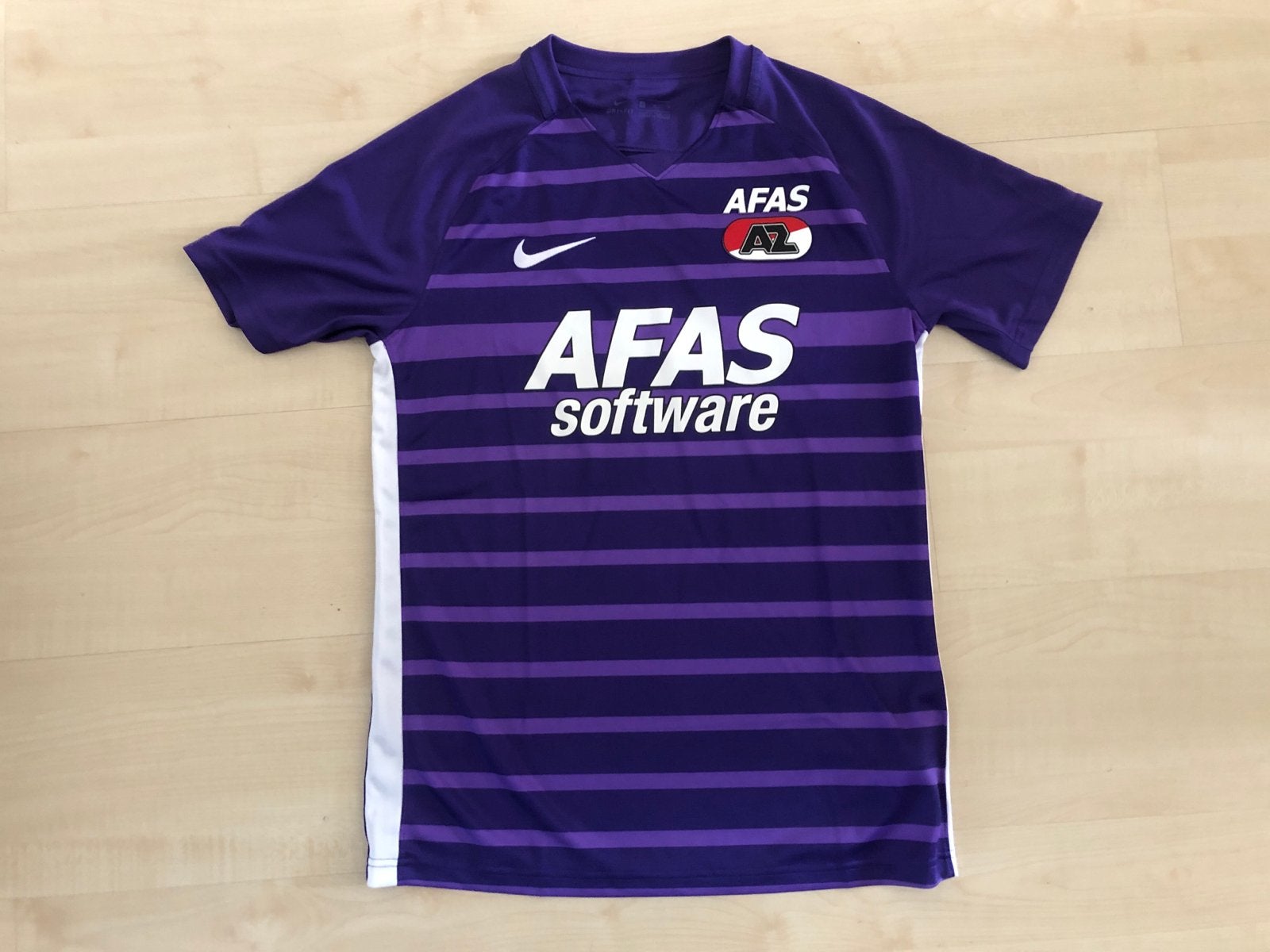 AZ Alkmaar Nike voetbalshirt paars maat M, Maat M, Ophalen of Verzenden, Gebruikt, Shirt