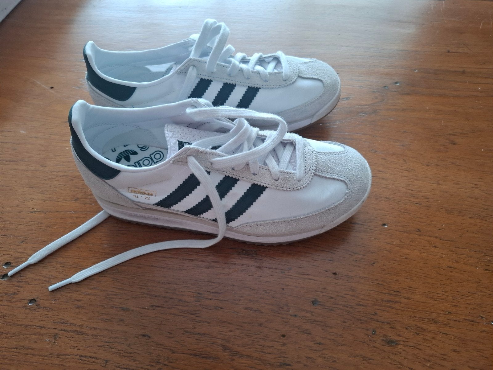 Adidas SL 72 sneakers - Wit met groene strepen, Adidas, Ophalen of Verzenden, Zo goed als nieuw, Wit