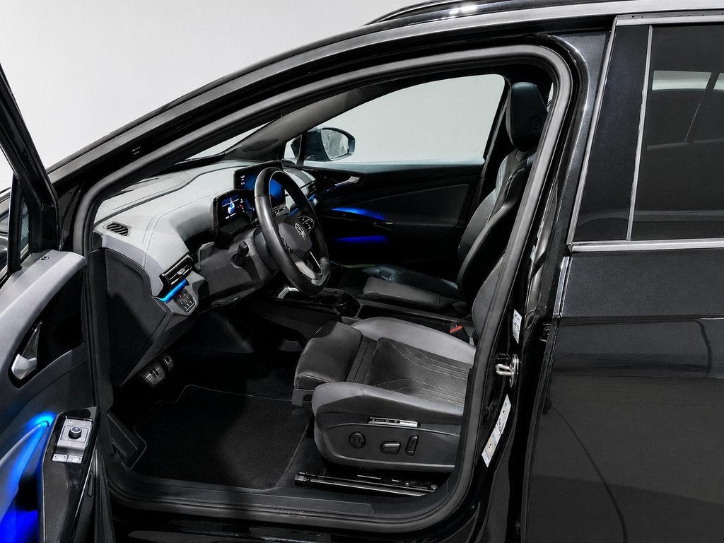Volkswagen ID.4 Pro Business 77 kWh Warmtepomp Matrix Pano M, Auto's, Volkswagen, Automaat, Achterwielaandrijving, Gebruikt, Zwart