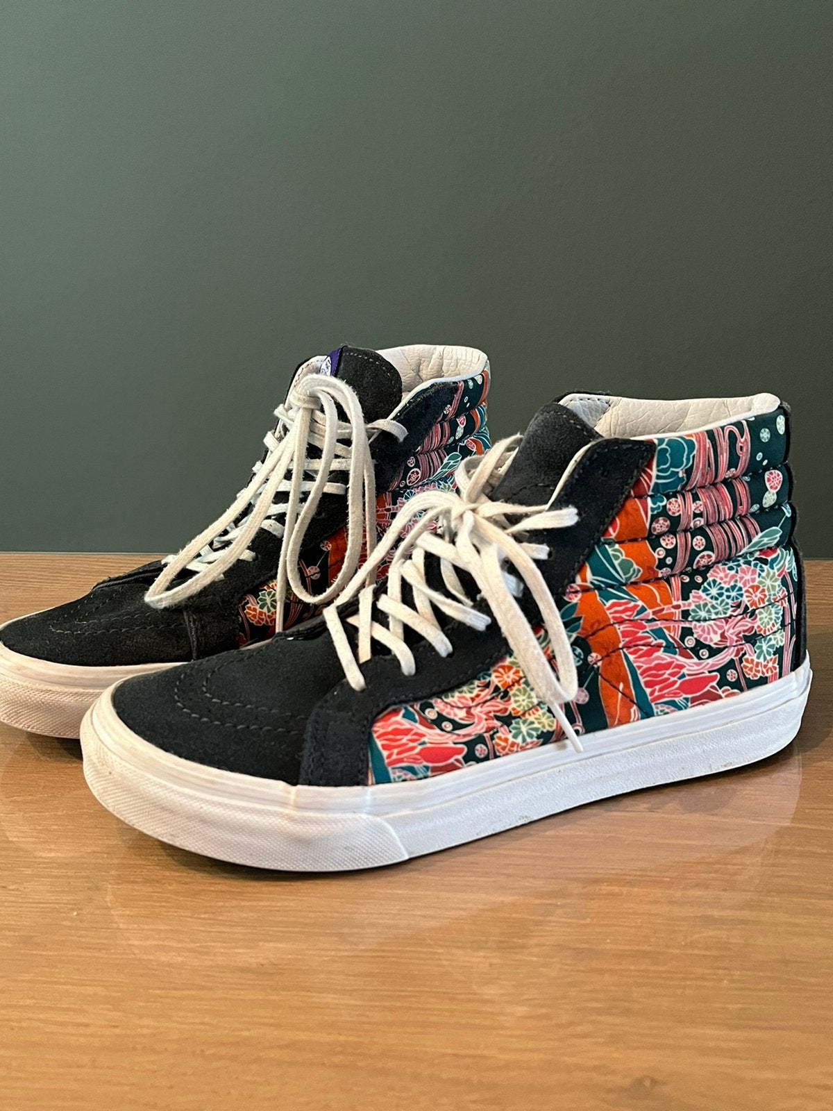 Mooie Vans Sk8-Hi Slim Liberty Sea Floral sneakers 36,5, Kleding | Dames, Schoenen, Ophalen of Verzenden, Overige kleuren, Sneakers of Gympen