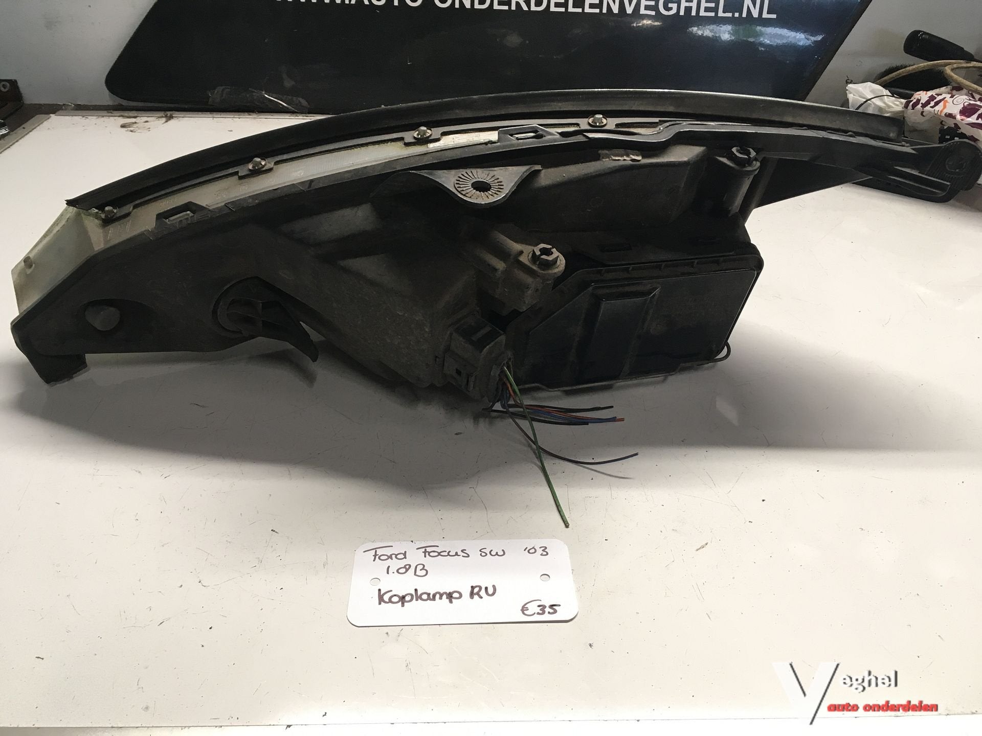 Ford Focus SW 1.8B 2003 Koplamp Linksvoor of  Rechtsvoor, Gebruikt, -, -, Ophalen of Verzenden