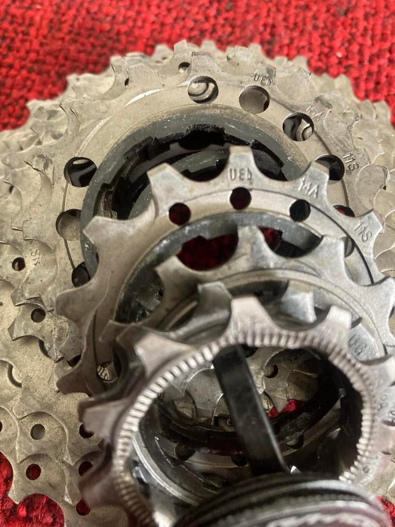 Ultegra, 105 Cassettes - 11-28 11 speed, Gebruikt, De ruyterstraat 86, Cycling@steenbergen.cc, Derailleur of Ketting