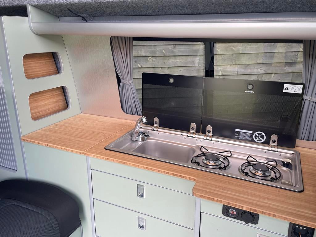 Meubelset keuken VW Transporter T5/T6 olijfgroen met bamboe, Ophalen, Info@termeercampers.nl, Nieuw, Termeer Campers