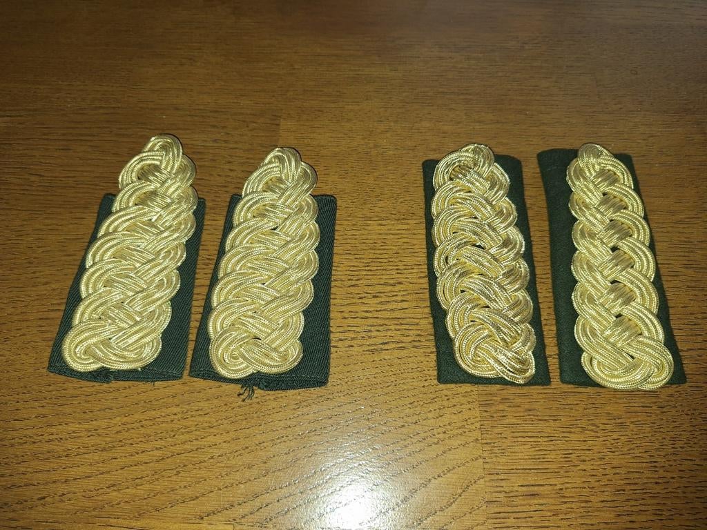 Epouletten Nederlandse leger, Verzamelen, Militaria | Algemeen, Ophalen of Verzenden, Landmacht, Nederland, Embleem of Badge