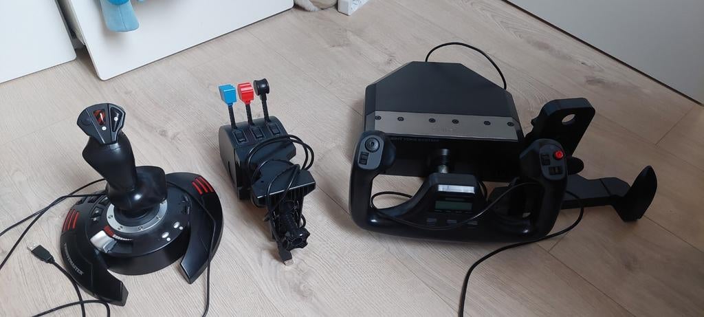 Vlieg Simulator Set (Flightstick, Yoke, Lever), Computers en Software, Joysticks, Ophalen of Verzenden, Zo goed als nieuw, Thrustmaster