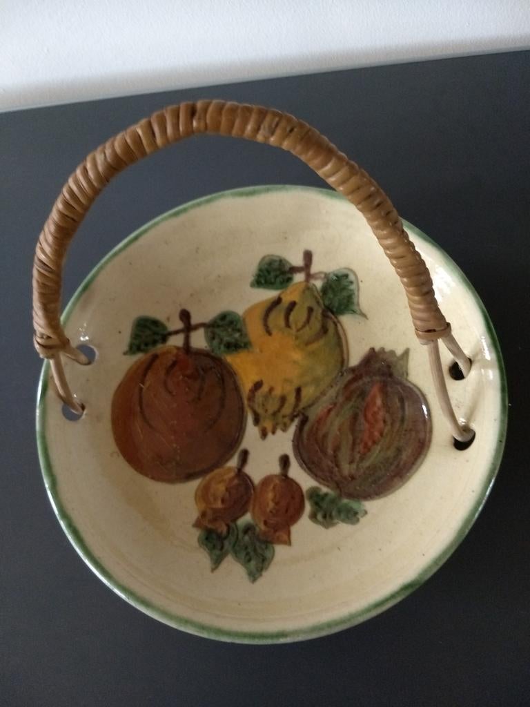 Schaal met rieten hengsel kweepeer mispel, Ophalen of Verzenden