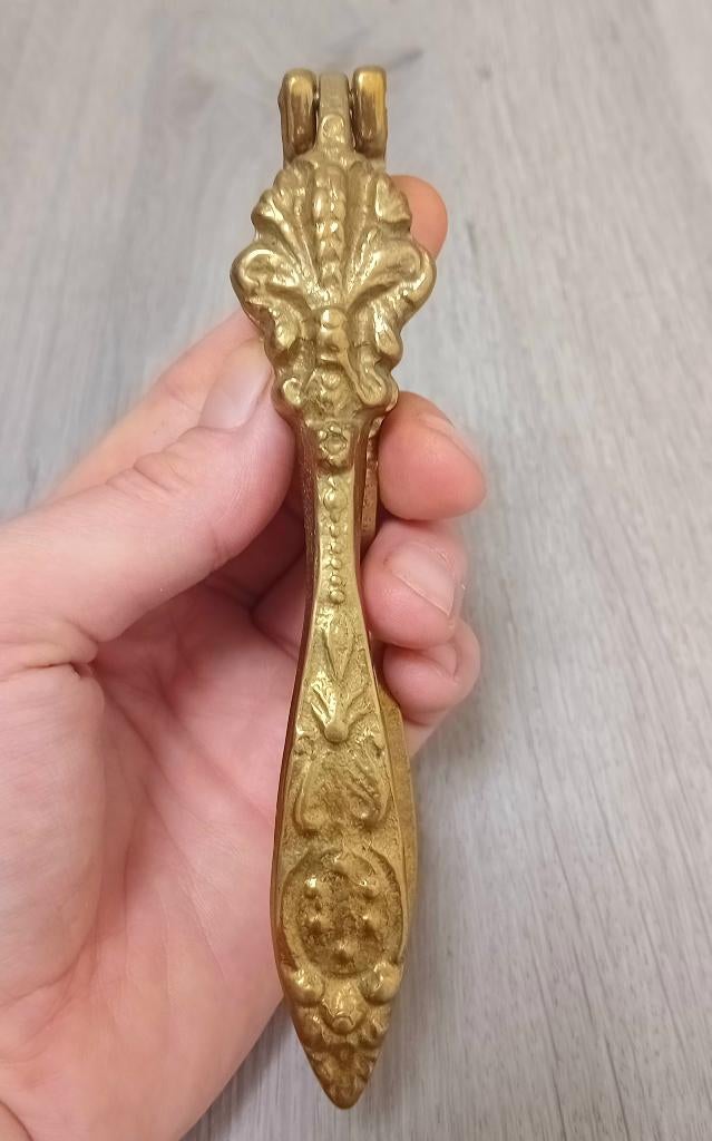 vintage italiaanse notenkraker... fleur de lis, Ophalen of Verzenden