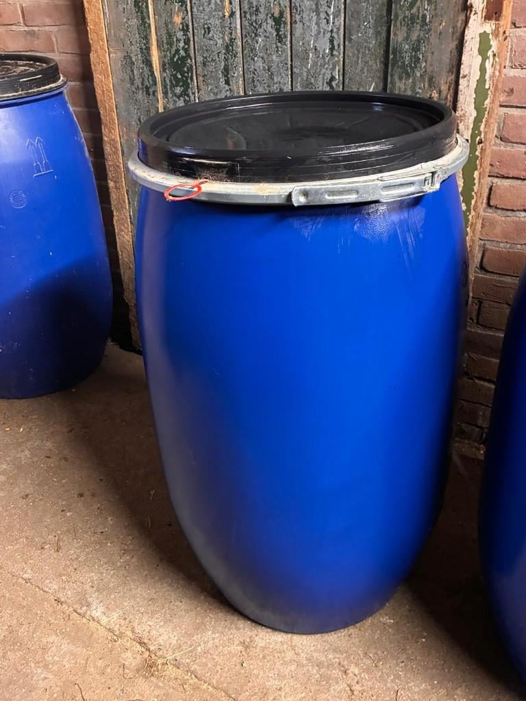 Nieuwe Mauser tonnen 120 liter zeer geschikt als voerton, Dieren en Toebehoren, Ophalen, Nieuw