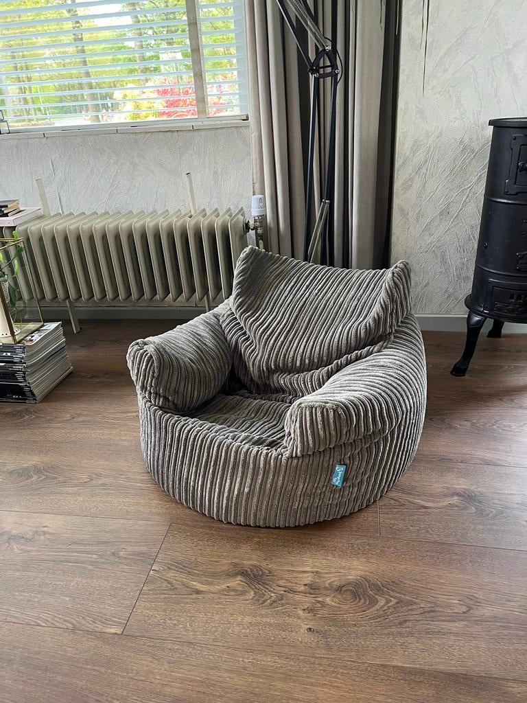 Grijze Lounge Pug Zitzak / Loungepuf, Ophalen of Verzenden, Zo goed als nieuw, Grijs, Zitzak