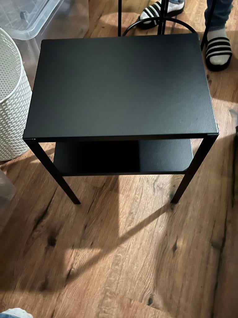 Twee IKEA Knarrevik nachtkastjes, Ophalen, Gebruikt, Minder dan 45 cm, Metaal of Aluminium