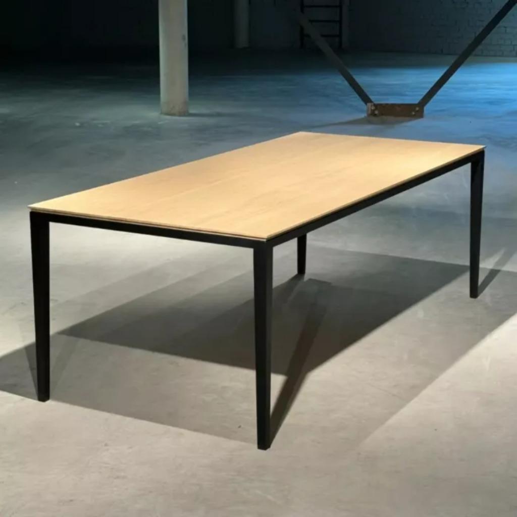 Eettafel Scott Kluskens, Ophalen, 50 tot 100 cm, 150 tot 200 cm, Nieuw