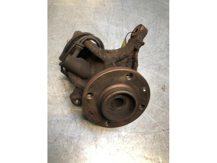 Fusee links-voor van een Citroen C3, Gebruikt, -, Ophalen of Verzenden, -