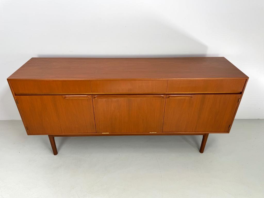 Vintage dressoir McIntosh SALE., Ophalen of Verzenden, Zo goed als nieuw, 25 tot 50 cm, 150 tot 200 cm