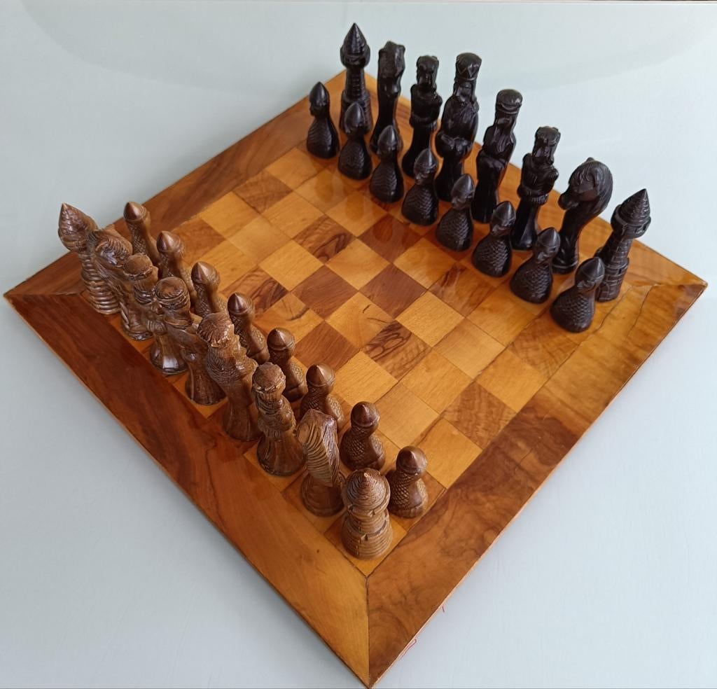 Oud middeleeuws geïnspireerd schaakspel., Ophalen of Verzenden