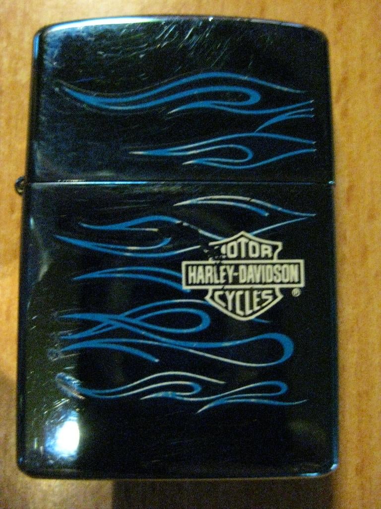Harley Davidson Zippo, Verzamelen, Rookartikelen, Aanstekers en Luciferdoosjes, Ophalen of Verzenden, Gebruikt, Aansteker