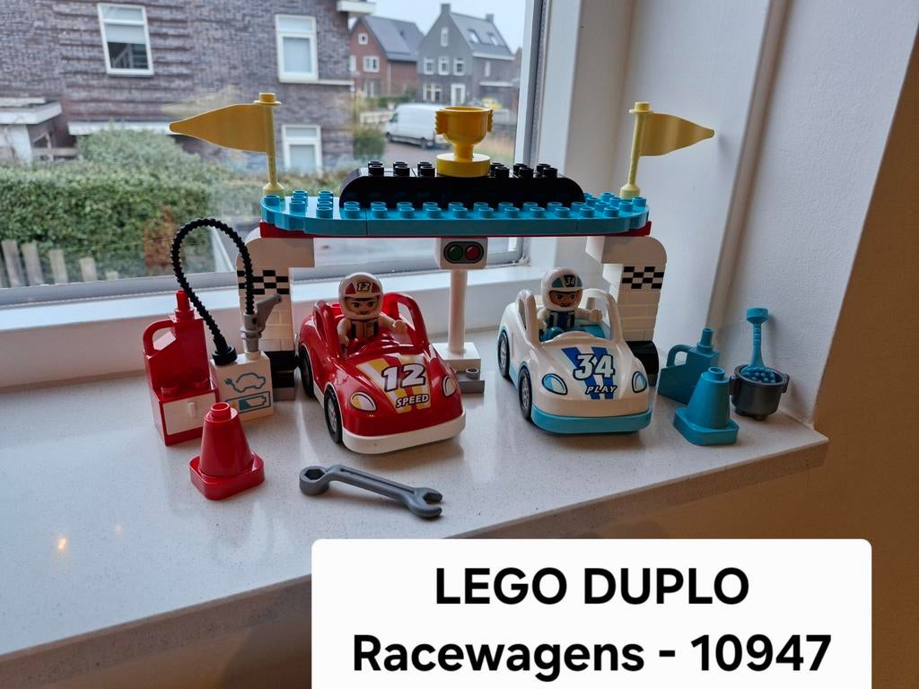 LEGO Duplo Racewagens 10947, Ophalen of Verzenden, Zo goed als nieuw, Complete set, Duplo