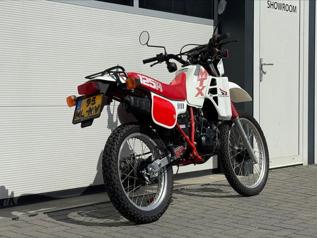 Volledig gerestaureerde Honda MTX 125R, Honda, Capelle aan den ijssel, Bedrijf, 125 cc