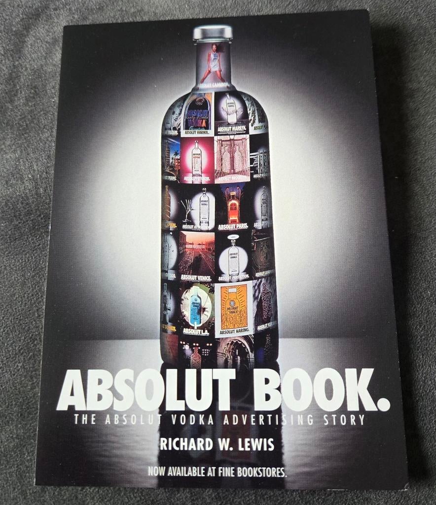 Absolut Vodka - Absolut Book, Verzamelen, Verzenden, 1980 tot heden, Ongelopen, Overige thema's