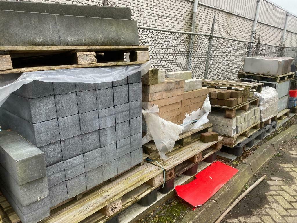 Verschillende soorten stenen. Baksteen/chinees harsteen etc., Ophalen of Verzenden, Zo goed als nieuw