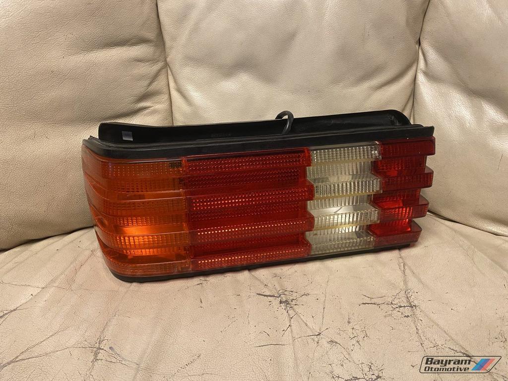 Mercedes W126 achterlicht rechts S-klasse 1268201064 sec, Auto-onderdelen, Verlichting, Gebruikt, -, Ophalen of Verzenden, -
