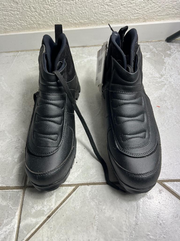 Nieuw paar Nalini fietssschoenen maat 44 half hoog, Schoenen, Nieuw, Overige maten, Heren