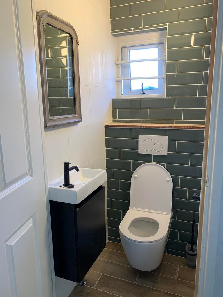 Foto 8 van Berghuis Renovatie; badkamers, toiletten, schilderwerk etc