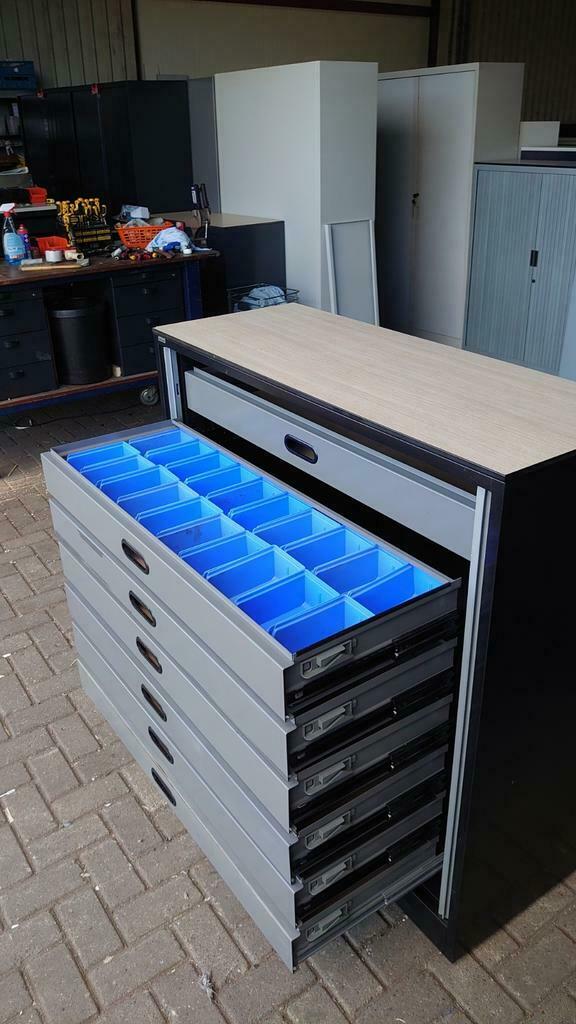 Metalen stalen gereedschapladen roldeurkasten, Gebruikt, 100 tot 150 cm, R, 100 tot 150 cm