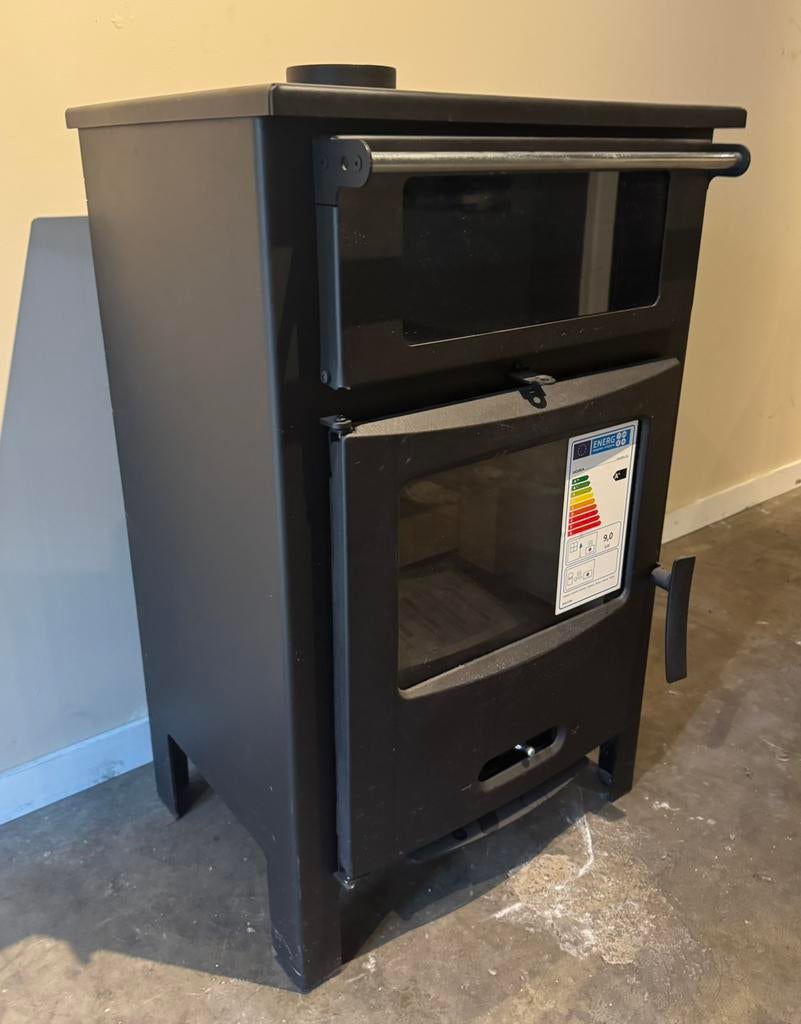 Lacunza houtkachel met oven (showroom model) NIEUW, Huis en Inrichting, Kachels, Nieuw, Vrijstaand, Houtkachel, Hout, Ophalen