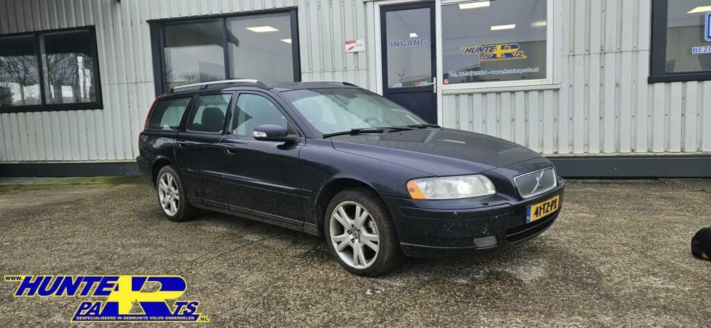 Volvo V70 2.4 D5 Edition Sport Kleurcode. 467, Gebruikt