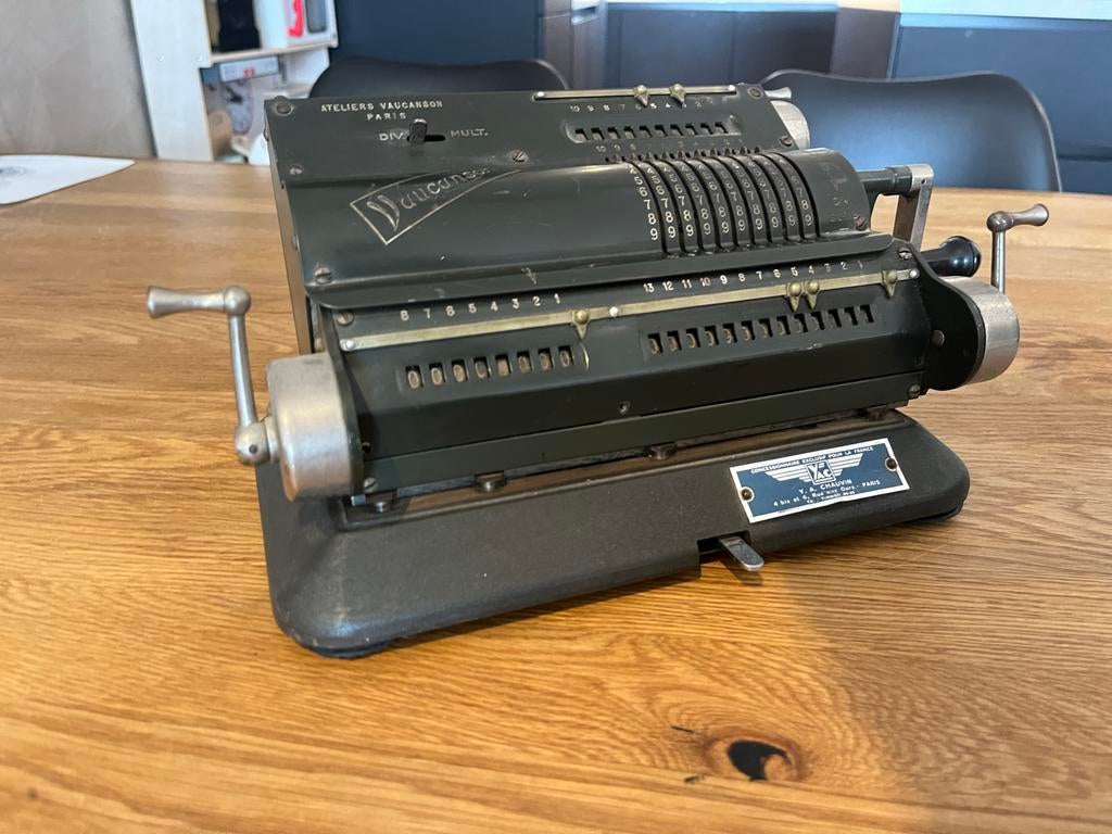 Vintage Vaucanson Rekenmachine uit Frankrijk, Ophalen of Verzenden