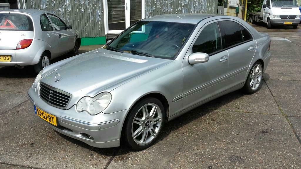 Te koop Mercedes-Benz C klasse in onderdelen, Ophalen of Verzenden, Gebruikt, Mercedes-Benz
