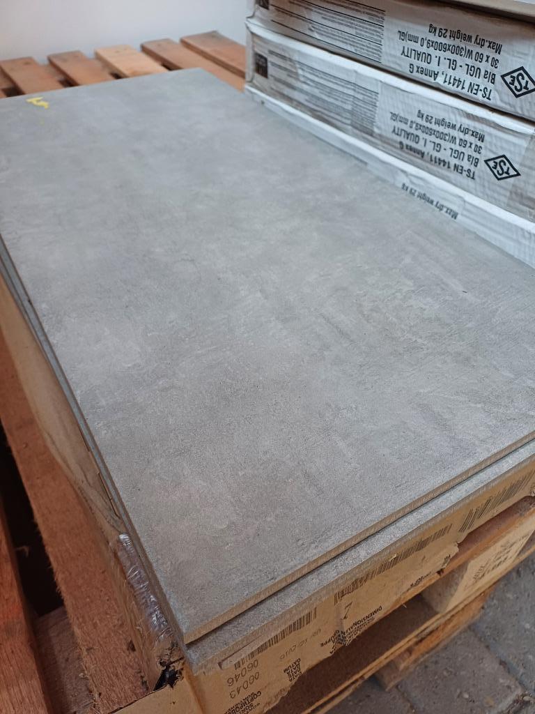 Opruimingspartij vloertegels Tebe Pietra grey 30x60cm, Doe-het-zelf en Verbouw, Tegels, Ophalen, 40 tot 60 cm, Keramiek, Nieuw