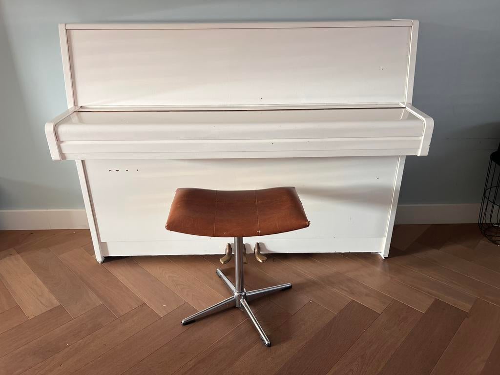 Yamaha M5J piano, Muziek en Instrumenten, Piano's, Ophalen, Gebruikt, Wit, Piano