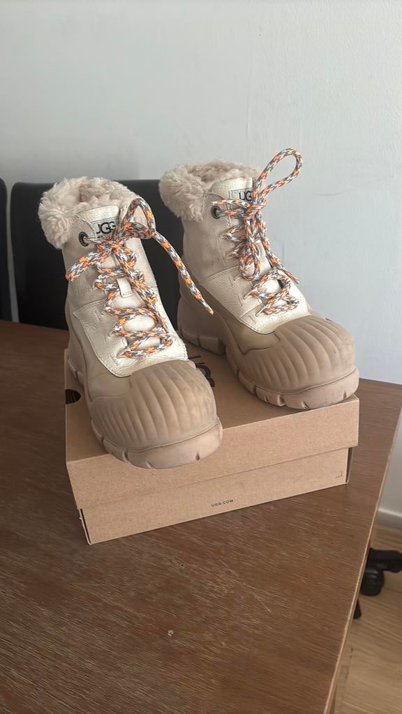 1x gedragen maat 37, Ophalen of Verzenden, Zo goed als nieuw, Zwart, Sneakers of Gympen