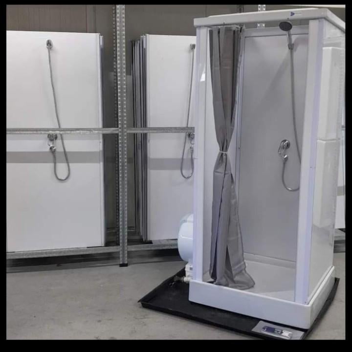 Te koop nooddouche met boiler en pomp en aansluitingen., Ophalen of Verzenden, Nieuw, Douche