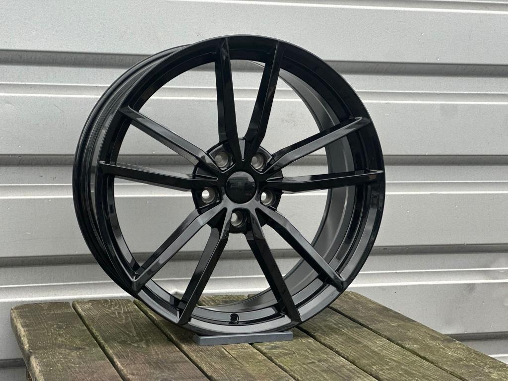 18" 19" VOLKSWAGEN PRETORIA R Look Sportvelgen Fits GOLF 7 8, 19 inch, 2525LV, Velg(en), Nieuw