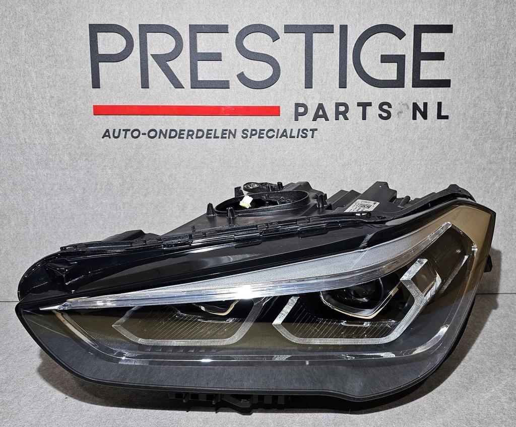 Koplamp BMW X1 F48 LCI Facelift Voll LED Links 5A01171-02, Gebruikt, -, Ophalen of Verzenden, -
