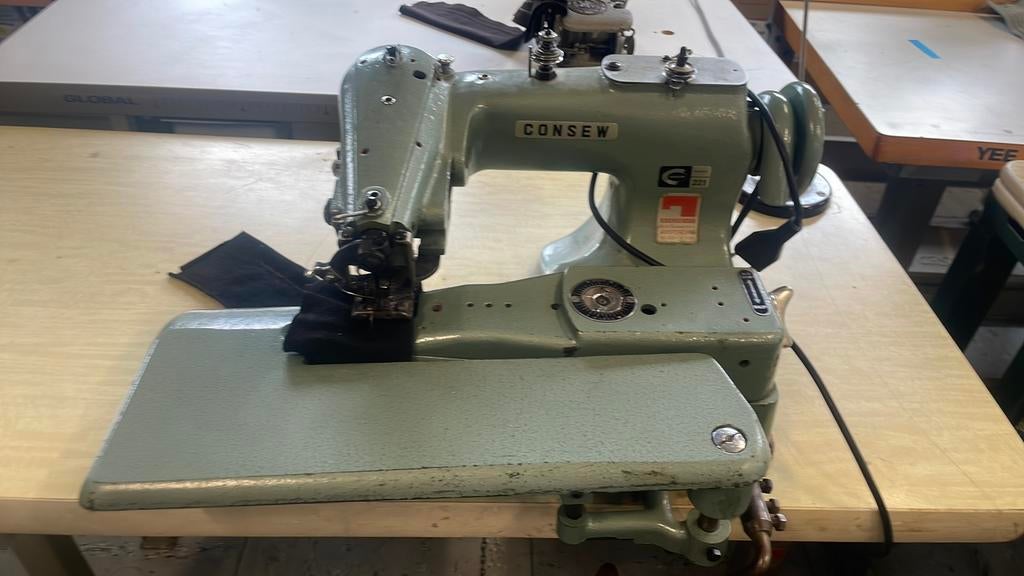 Partij industrie naaimachine / 6 machine €1200, Gebruikt, Naaimachine, Industrieel, Ophalen