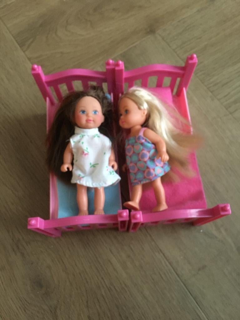 Barbie, Evi Love stapelbed, Ophalen of Verzenden, Zo goed als nieuw, Barbie
