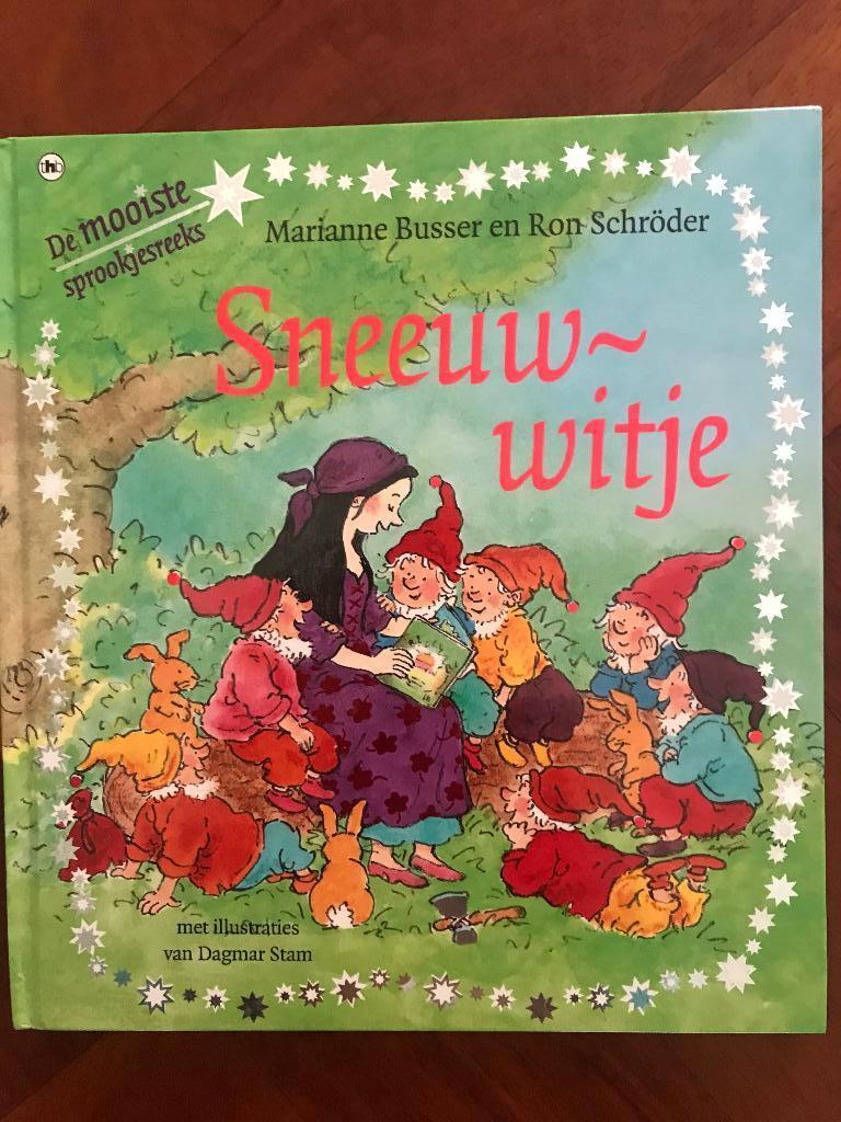 Sneeuwwitje sprookje- Marianne Busser, Ophalen of Verzenden, Zo goed als nieuw, Marianne Busser; Ron Schröder, Prentenboek