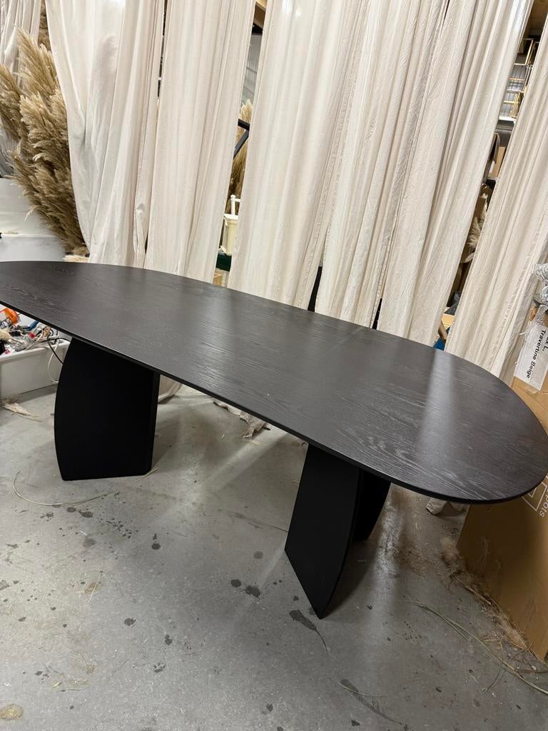 Partij loods verkoop nieuwe design eettafels, Ophalen, 200 cm of meer, 50 tot 100 cm, Zo goed als nieuw