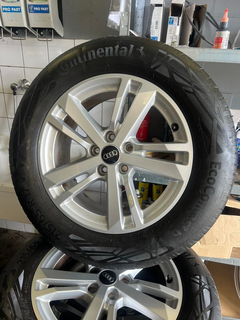 Originele set lichtmetalen velgen incl banden Audi, Ophalen, Audi, 215 mm, Banden en Velgen