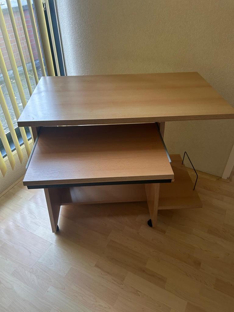 Computertafel, Ophalen, Zo goed als nieuw, 70 tot 120 cm