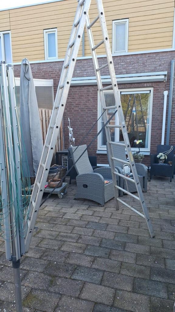 Gebruikte ladder met 12 treden, Ophalen, Gebruikt, Ladder, 4 meter of meer