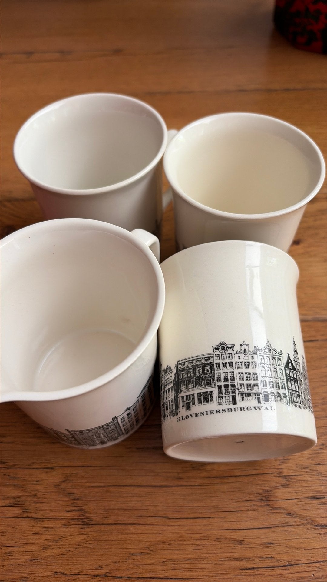 Villeroy & Boch servies met Amsterdamse grachtenpanden, Gebruikt, Keramiek, Ophalen of Verzenden, Overige stijlen