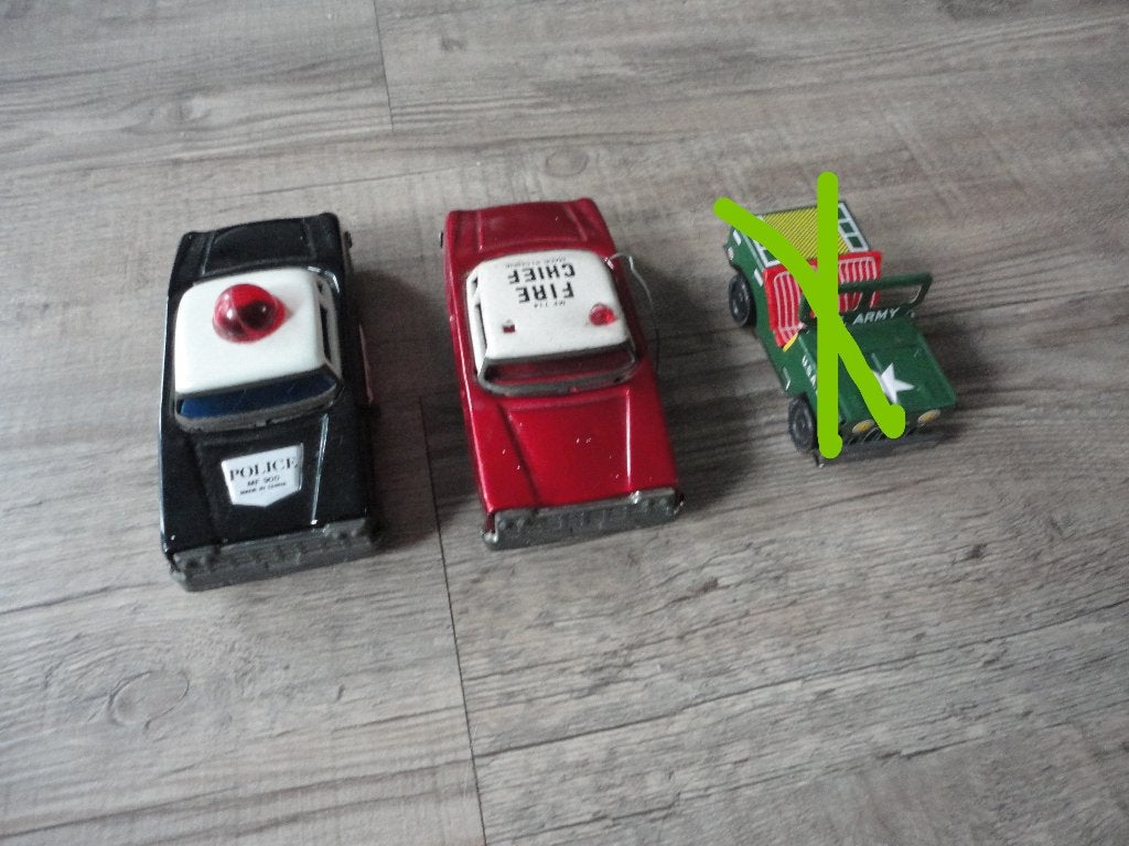 2 OUDE  AUTO S VAN BLIK //, Ophalen of Verzenden, Gebruikt